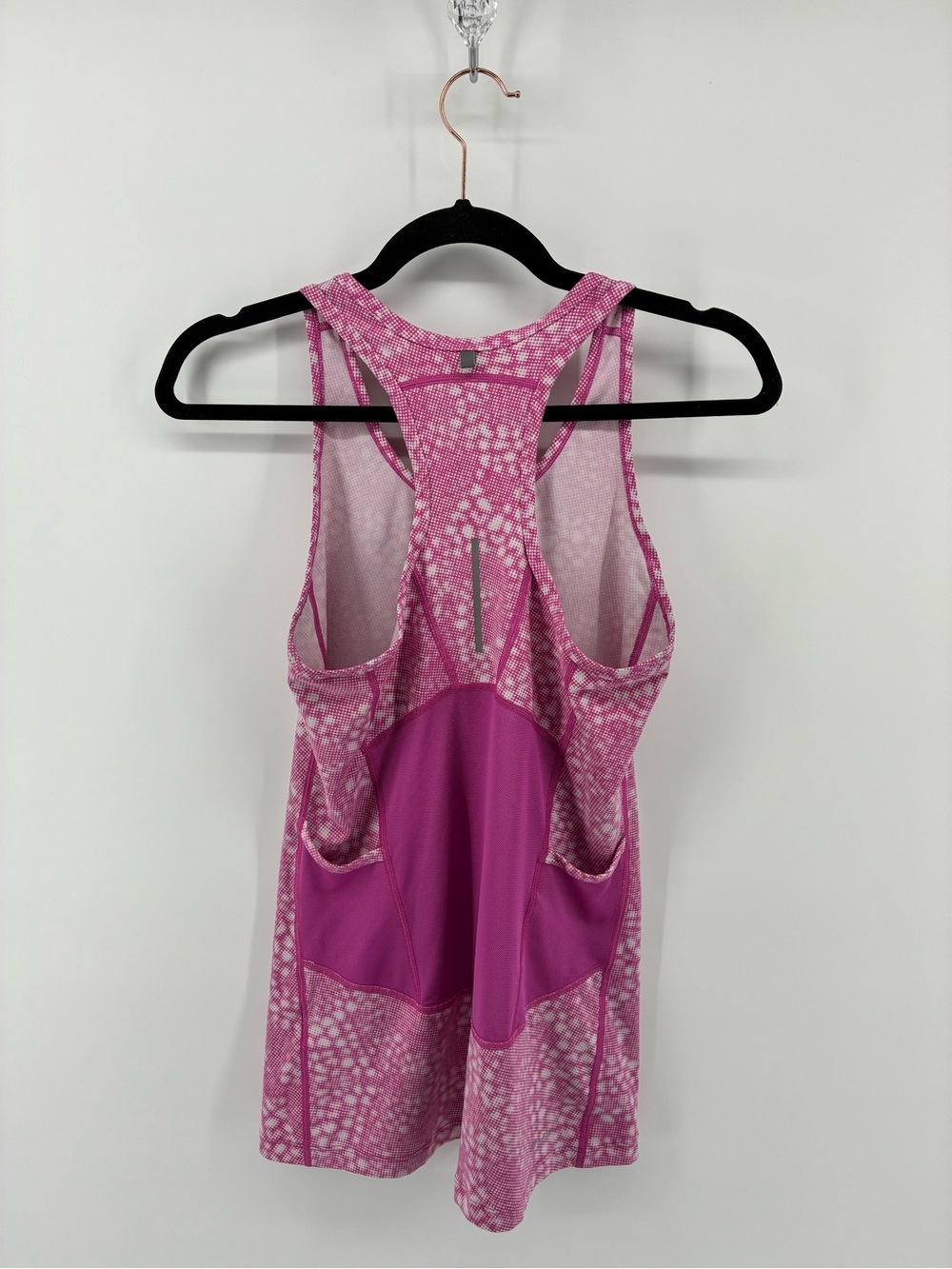 Nike Dri-FIT Pink Patterned Abstract Racerback Tank Top - Picture 5 of 8